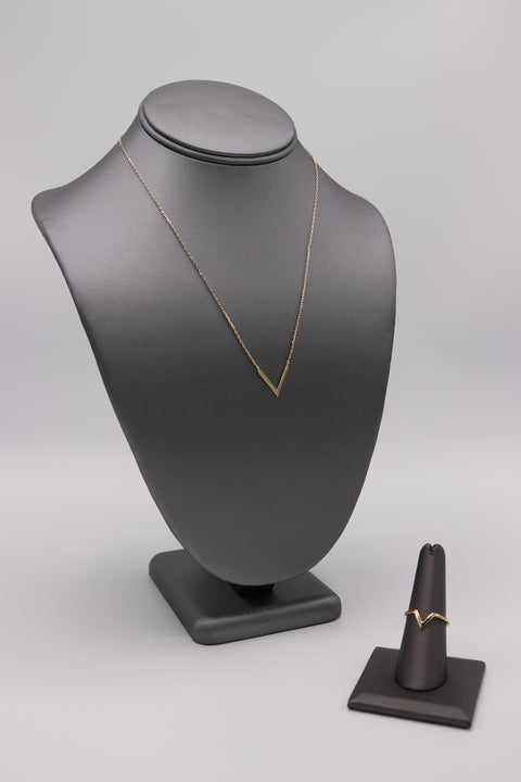 "V" Gold Plated Necklace - Artizen Jewelry