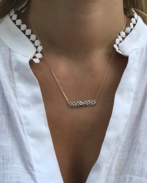 Hammered Bar Necklace - Artizen Jewelry