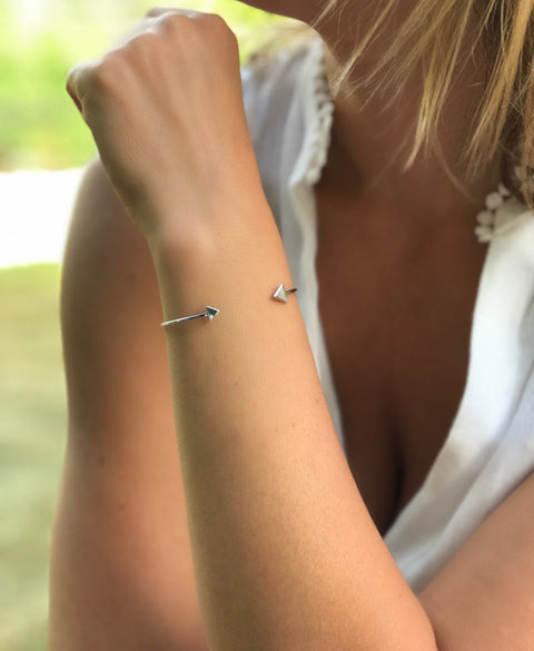 Double Arrow Silver Bracelet - Artizen Jewelry