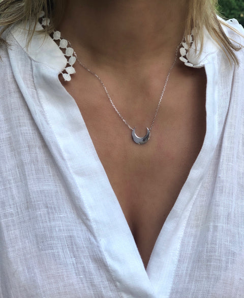 Half Moon Silver Necklace - Artizen Jewelry