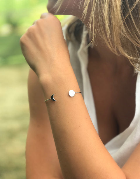 Moon Eclipse Silver Bracelet - Artizen Jewelry