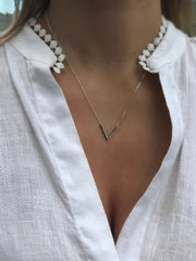 "V" Silver Necklace - Artizen Jewelry